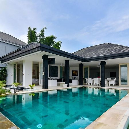 Villa Pondok Wahyu Sedana Umeanyar Bagian luar foto